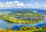 Entdecken Sie die Schönheit der Region vom Wasser aus – eine Rheinschifffahrt ist ein tolles Erlebnis.