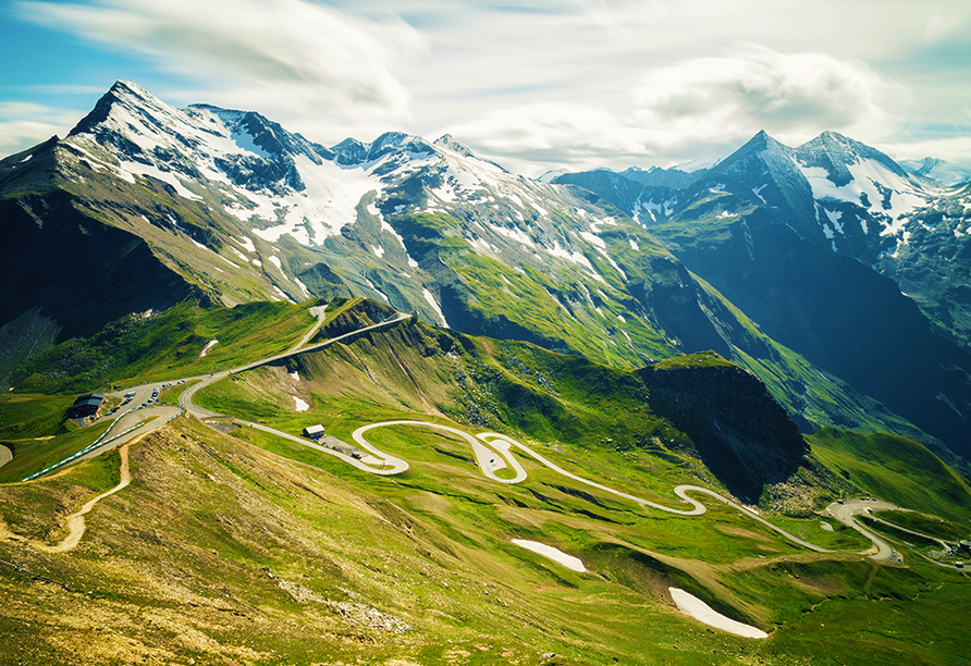 In Tirol erwartet Sie eine atemberaubende Bergwelt.