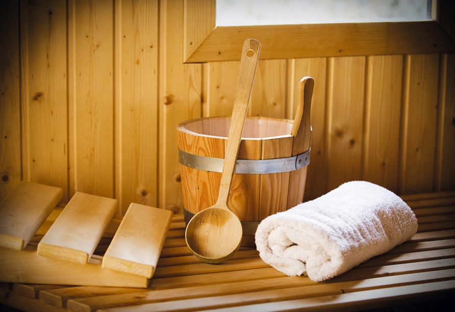 Entspannen Sie in der Sauna.