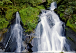 Die Triberger Wasserfälle sind einen Ausflug wert.