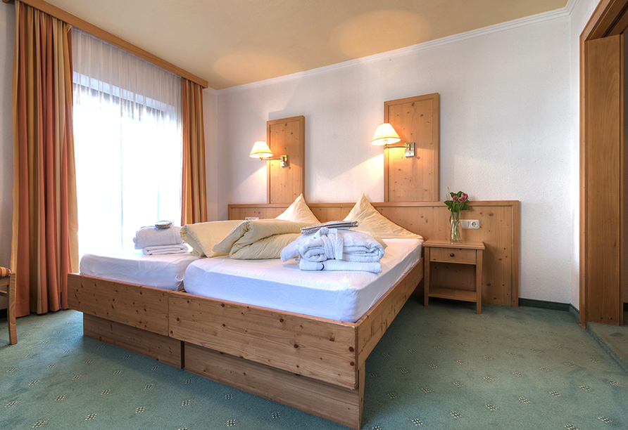 Beispiel eines Doppelzimmers der Kategorie Komfort im Hotel Nassereinerhof