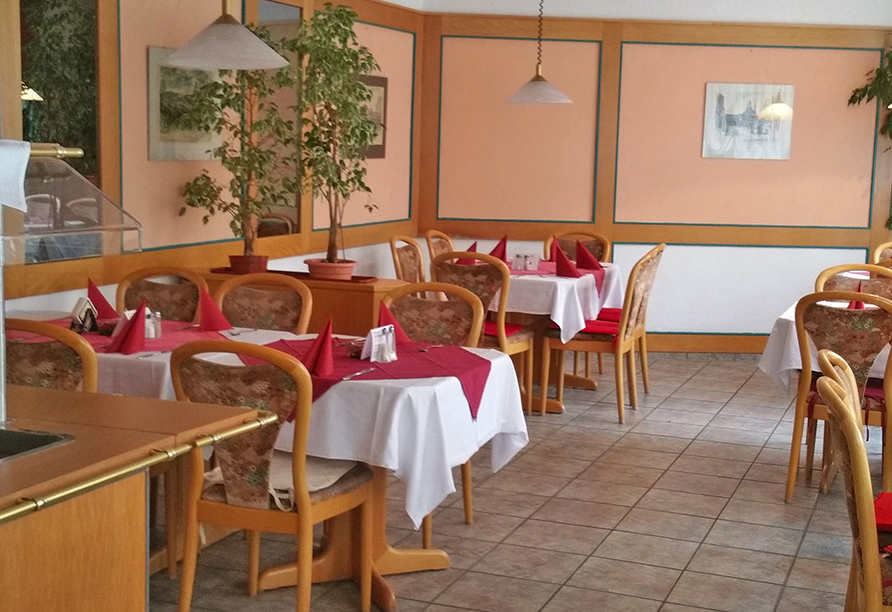 Das Restaurant im Hotel Harz in Wernigerode verwöhnt Sie mit leckeren Speisen.