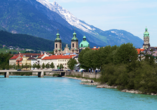 Innsbruck bietet sich als interessantes Ausflugsziel an.