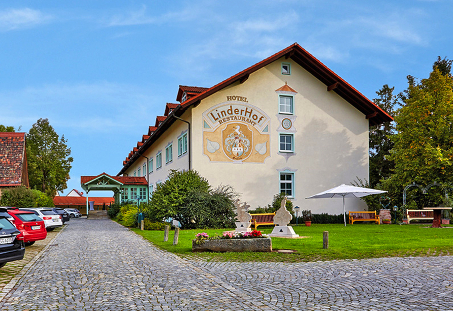 Freuen Sie sich auf Ihre Auszeit im Hotel Linderhof in Erfurt.