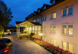Hotel Linderhof in Erfurt, Außenansicht am Abend