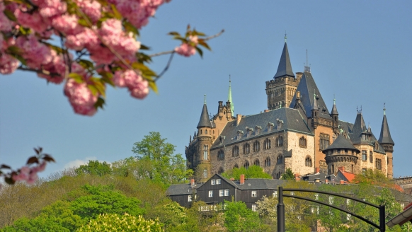 Schloss Wernigerode thront majestätisch über der Stadt.