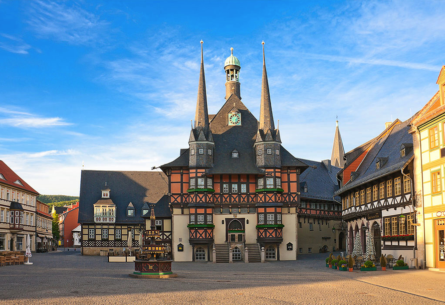 Fachwerkidylle pur! Hier das Rathaus auf dem Marktplatz von Wernigerode.