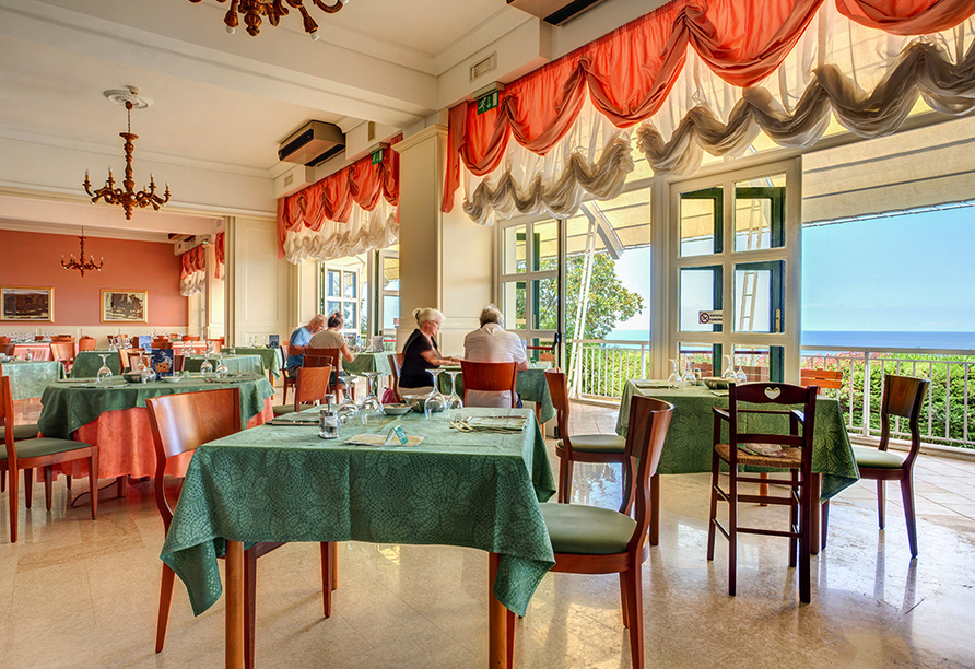 Mediterrane Vielfalt an Italiens Stiefelspitze, Hotel Santa Lucia, Restaurant