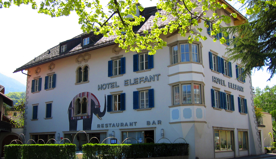 Hotel Elefant in Auer, Außenansicht