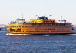 Unternehmen Sie eine Fahrt mit der Staten Island Ferry von Manhattan nach Staten Island – das Beste: die Überfahrt ist kostenlos!