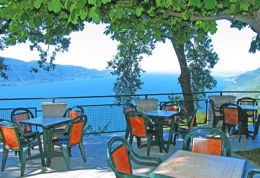 Hotel La Rotonda Gardasee, Terrasse 