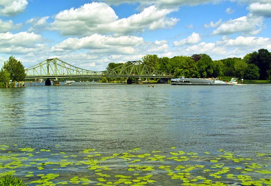 Sternenroute rund um Berlin, Potsdam und Havelland, Glienicker Brücke