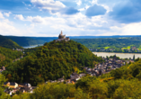 Die Marksburg auf dem Felsen über Braubach