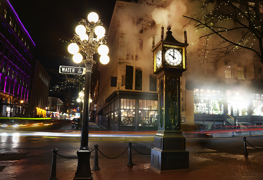 In Vancouver erwartet Sie der Stadtteil Gastown unter anderem mit der berühmten Steam Clock.