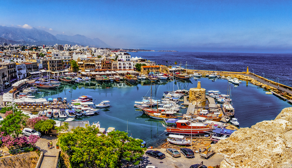 Der malerische Hafen von Kyrenia