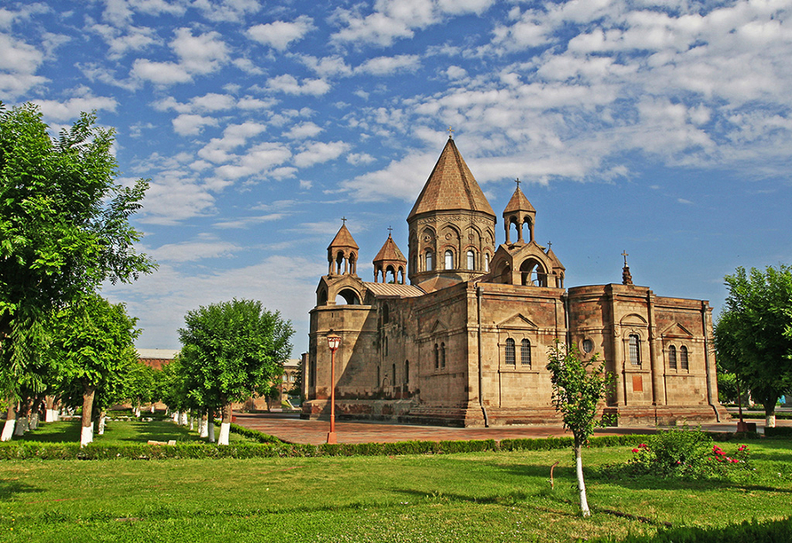 Die Kathedrale in Etschmiadsin ist Teil des UNESCO-Weltkulturerbes.