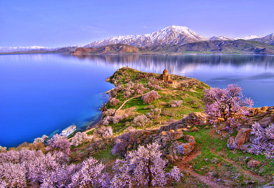 Der Sewansee ist der größte des gesamten Kaukasus.