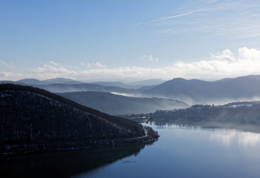 Entdecken Sie den malerischen Edersee.