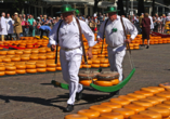Besuchen Sie den Käsemarkt in Alkmaar.