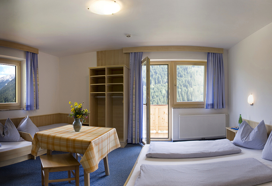Beispiel eines Familienzimmers in Ihrem Bio-Hotel Vorderlengau