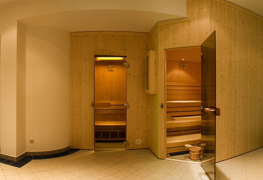 Der großzügige Saunabereich des Bio-Hotels Vorderlengau