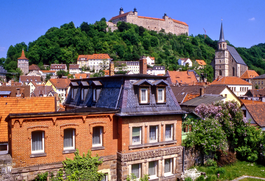 Besuchen Sie die Kreisstadt Kulmbach mit der prächtigen Plassenburg.