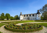 Das Schloss Neuhaus bei Paderborn erwartet Sie in einzigartiger Atmosphäre.