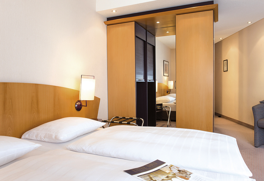 Beispiel eines Doppelzimmer Standard im Victor's Residenz-Hotel Frankenthal