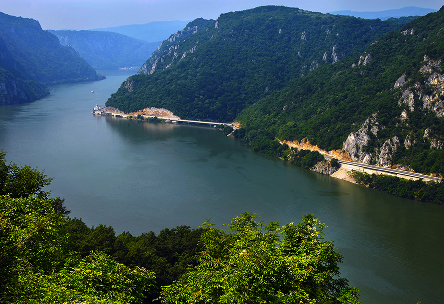 Das Eiserne Tor ist ein Durchbruchstal der Donau zwischen Serbien und Rumänien.
