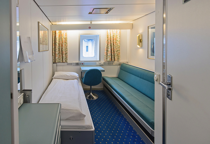 Beispiel einer 2-Bettkabine Außen an Bord von Vesterålen