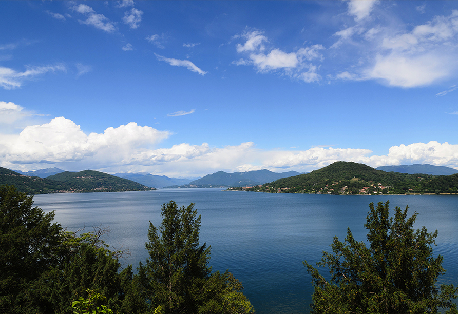 Nicht weit entfernt von Vogogna liegt der Lago Maggiore. Unternehmen Sie einen Ausflug an den malerischen See. 