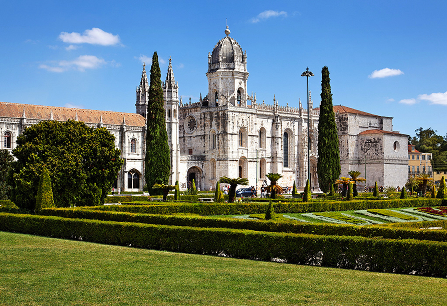 Das Mosteiro dos Jerónimos ist ein beeindruckendes, spätgotisches Kloster und gehört zu den UNESCO-Weltkulturerbe-Bauwerken von Lissabon.