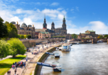 Dresden liegt idyllisch an der Elbe.