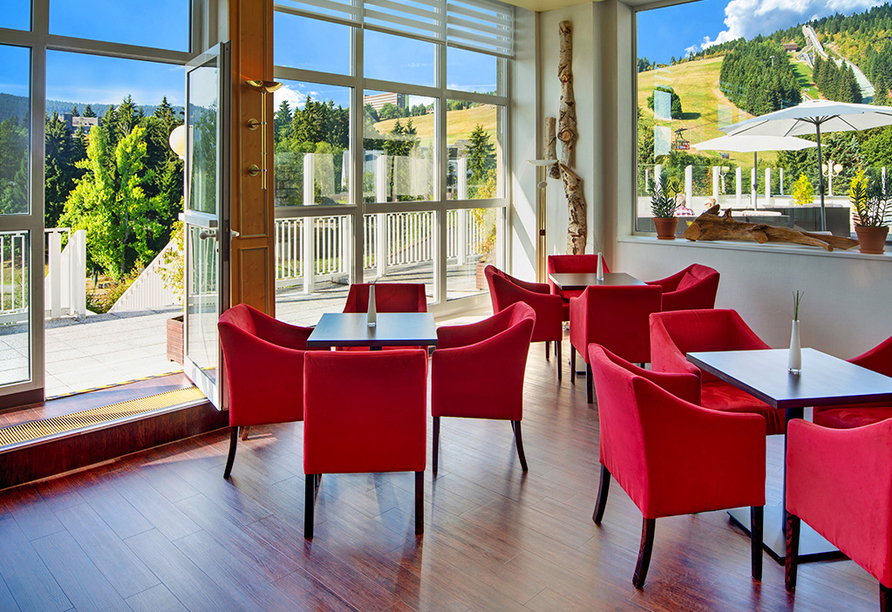 Die Panorama Lounge im Best Western Ahorn Hotel Oberwiesenthal