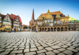 Besuchen Sie das historische Rathaus der Stadt Bremen...