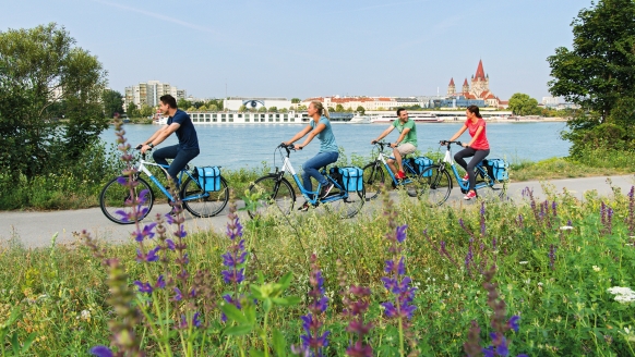 Erkunden Sie mit dem Rad die abwechslungsreiche Flusslandschaft der Donau!