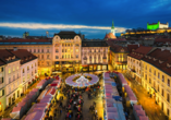 Besuchen Sie den traditionsreichen Weihnachtsmarkt in Bratislava. 