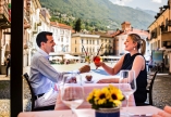 Die Terrasse des Hotels lädt zum Verweilen ein. 