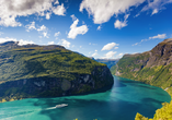 Freuen Sie sich auf die spektakuläre Natur wie den berühmten Geirangerfjord in Norwegen!
