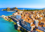 Panoramablick über Kerkyra, die Hauptstadt der griechischen Insel Korfu