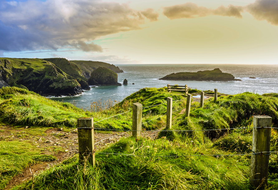 Erkunden Sie die traumhafte Landschaft von Cornwall im Süden Englands.