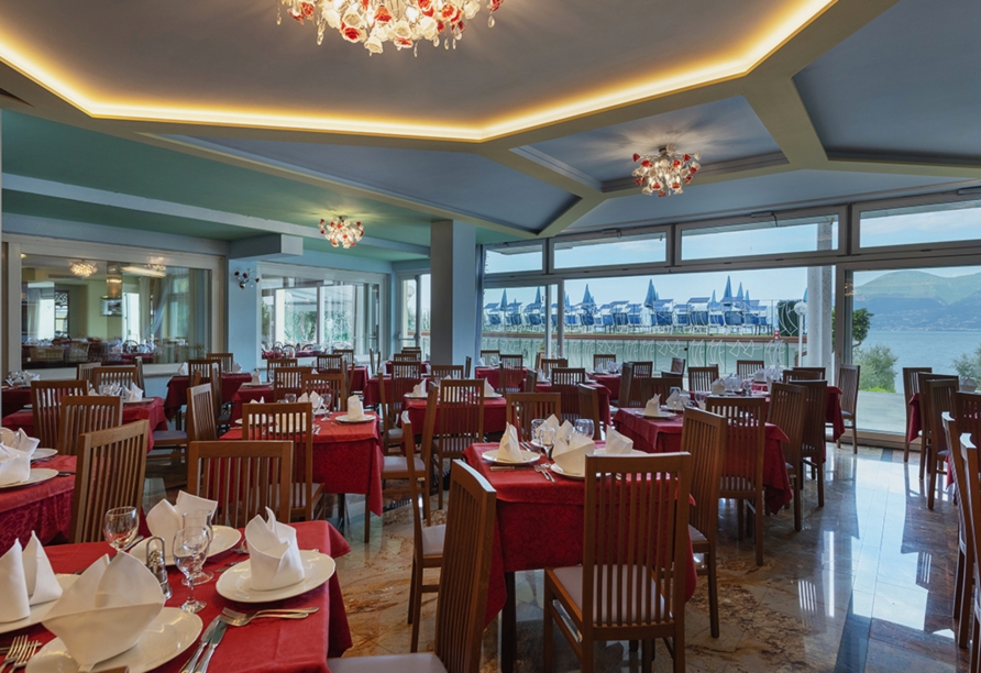 Hotel Internazionale in Torri del Benaco am Gardasee, Restaurant