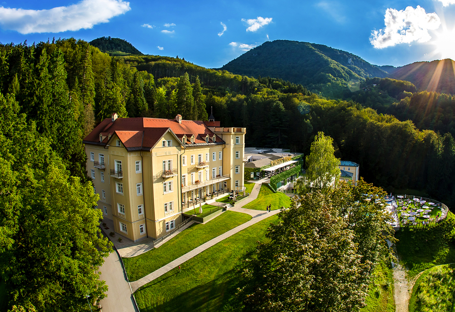 Der Hotelkomplex Rimske Terme empfängt Sie inmitten einer herrlichen Naturlandschaft.