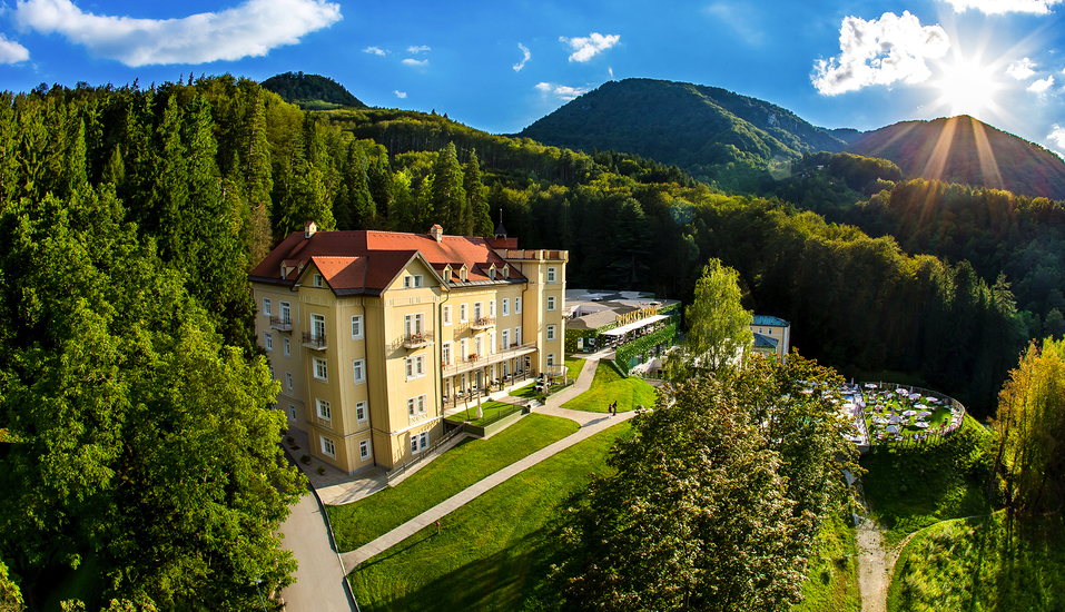 Der Hotelkomplex Rimske Terme empfängt Sie inmitten einer herrlichen Naturlandschaft.