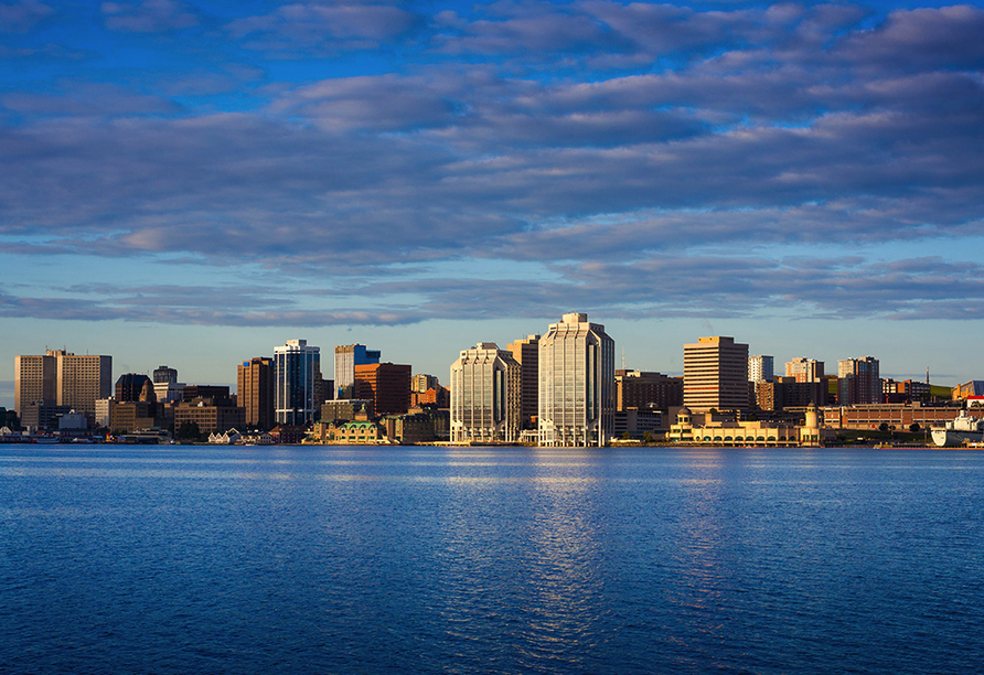 Erleben Sie Halifax, die lebhafte Hafenstadt in Kanada.