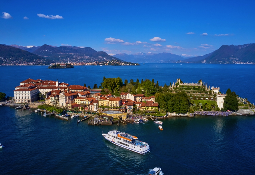 Besuchen Sie die Isola Bella, die mitten im malerischen Lago Maggiore liegt.