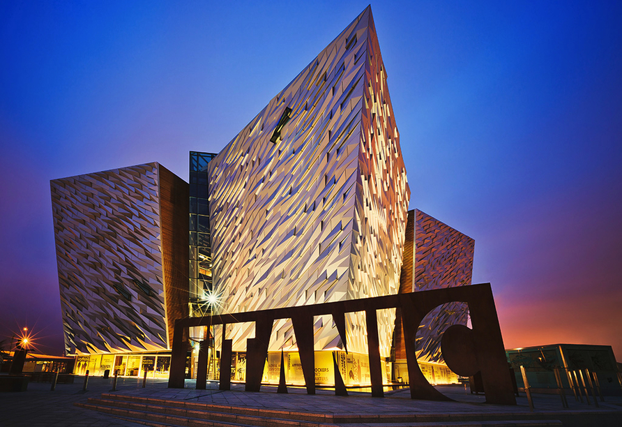 Belfast ist der Geburtsort der Titanic – besuchen Sie daher unbedingt das Titanic-Museum.