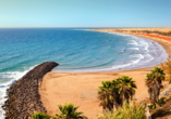 Ihr Hotel liegt in Maspalomas, im Ortsteil Playa del Inglés, dessen berühmter Strand zum Baden einlädt.
