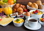 Starten Sie mit einem reichhaltigen Frühstück gut gestärkt in den Tag.