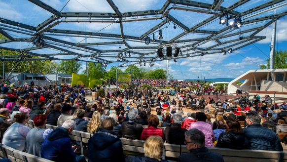 Seien Sie live beim ZDF Fernsehgarten dabei!